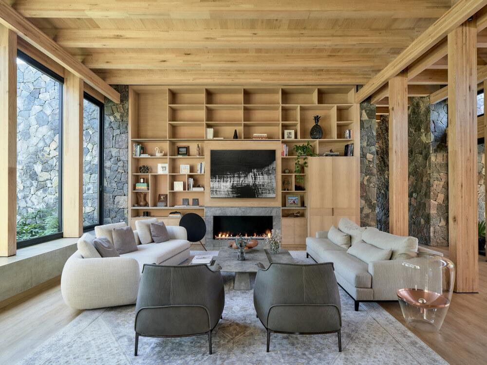 原石結構(gòu)下的簡約複(fù)古設計！